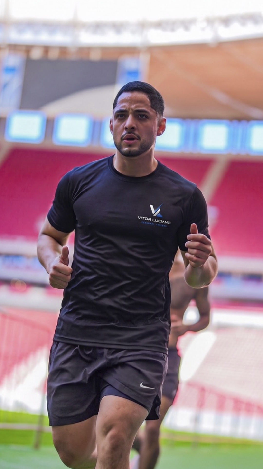 Vitor L. - Personal Trainer