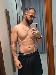 Aluno depois de 6 meses de treino de hipertrofia, com ganho de massa muscular