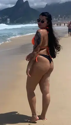Aluna antes do treino para emagrecimento